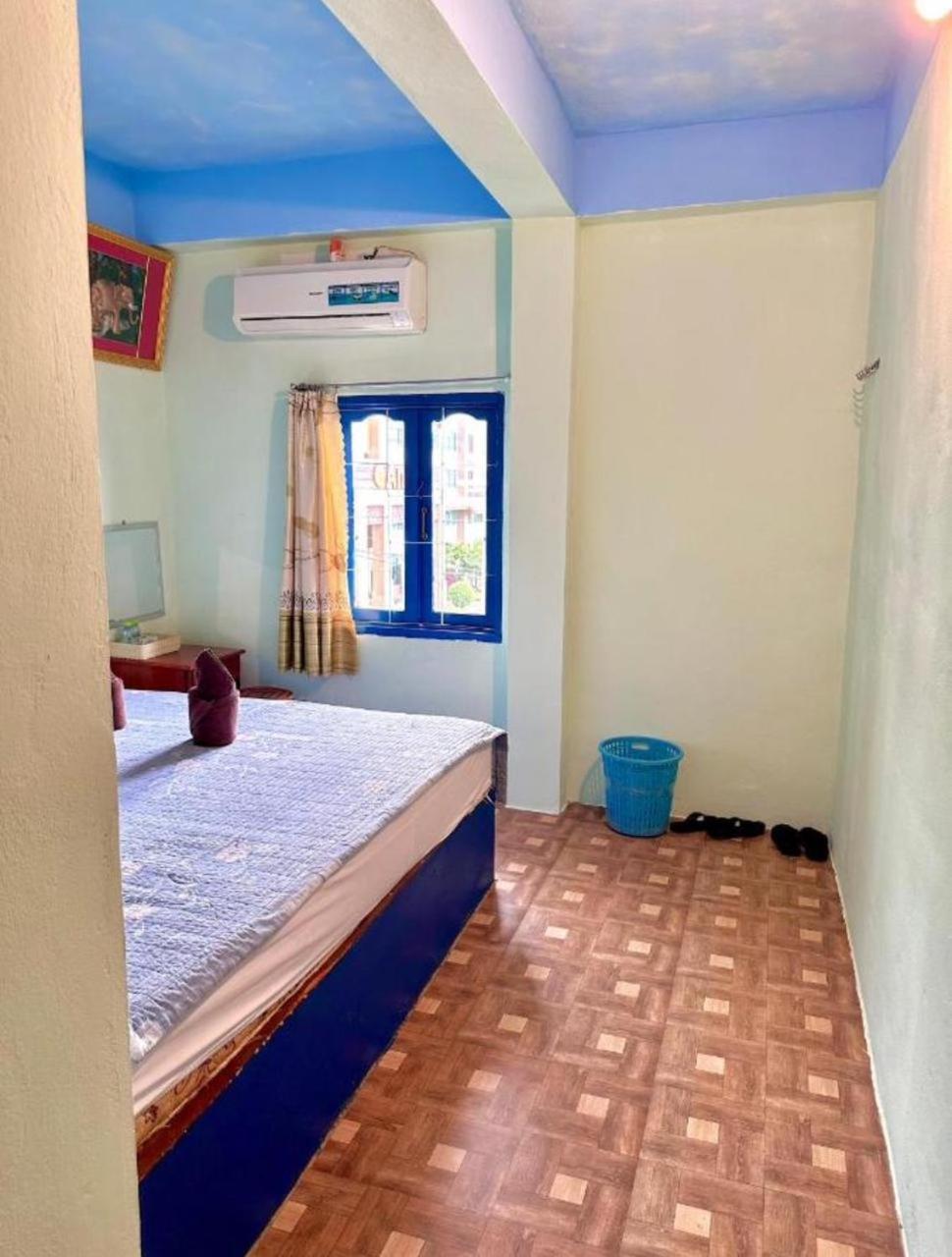 Vang Vieng Ruby Backpackers Hostel Екстер'єр фото