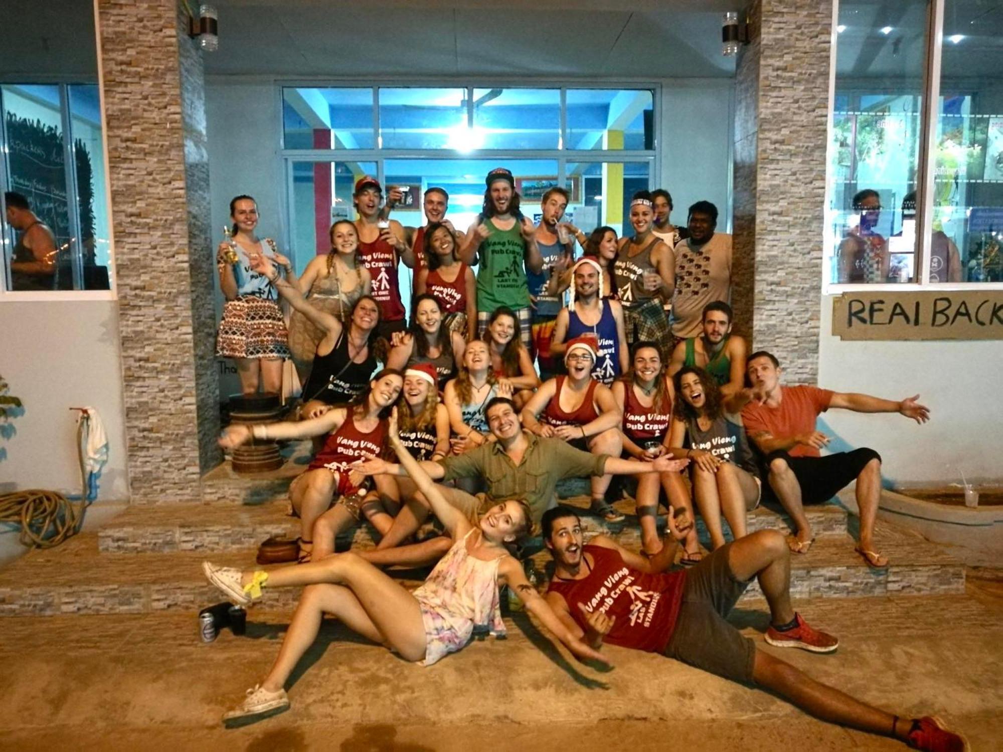 Vang Vieng Ruby Backpackers Hostel Екстер'єр фото